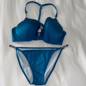 Victoria’s Secret bikini